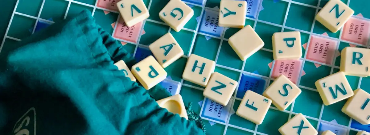 Peut-on jouer DI au Scrabble ?